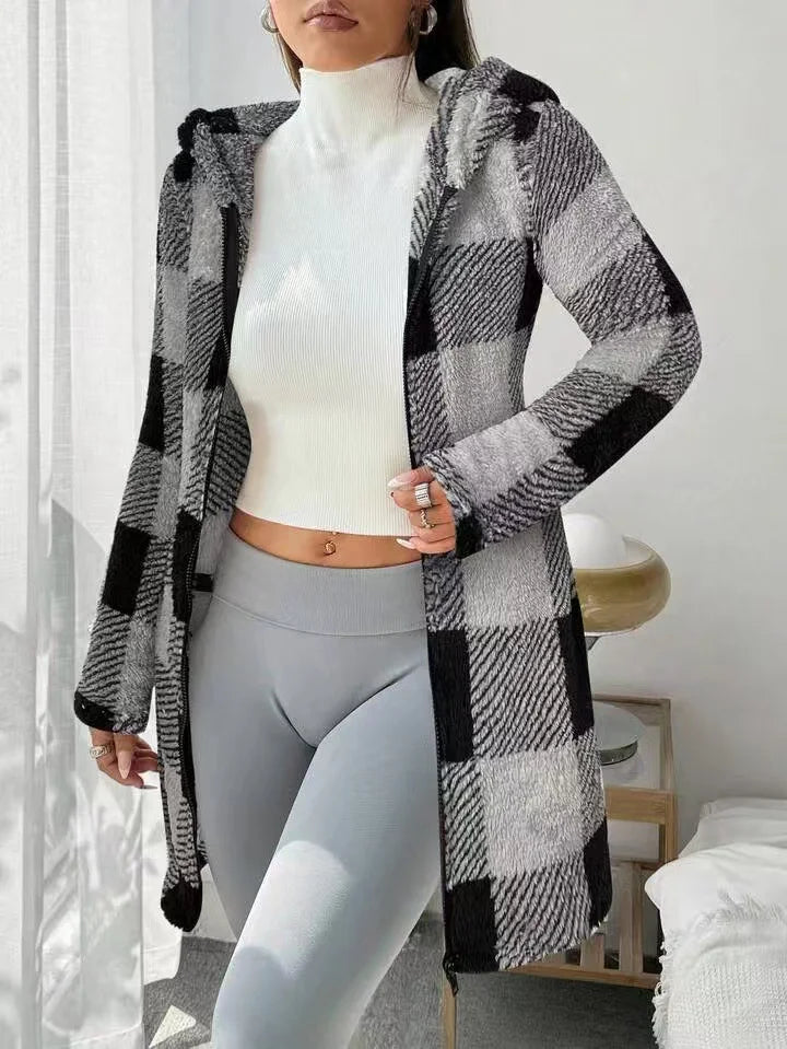 Tissaia - Stylish Hooded Jacket With Zipper
