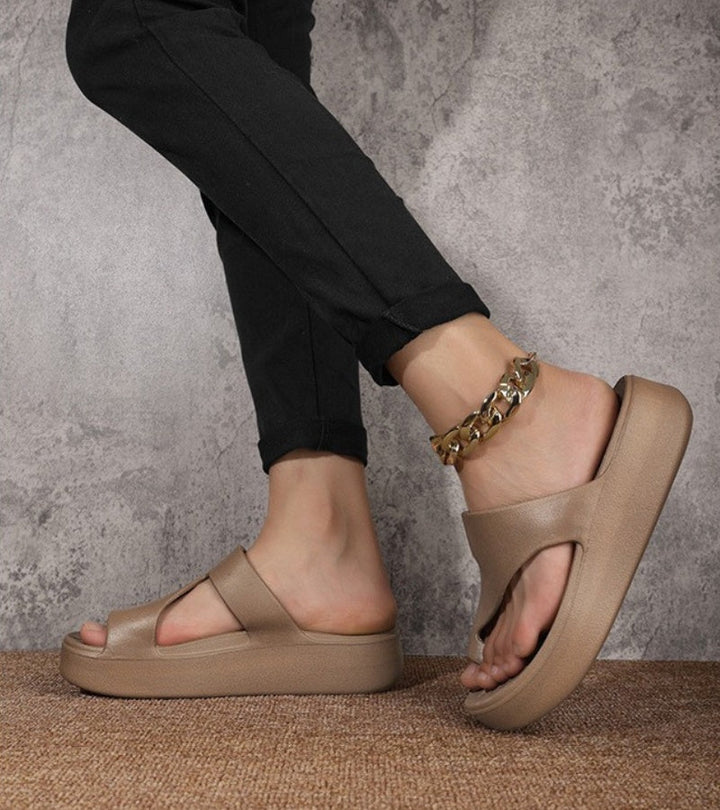 Vlasta - Cushioned Platform Slide Sandals With Toe Loop