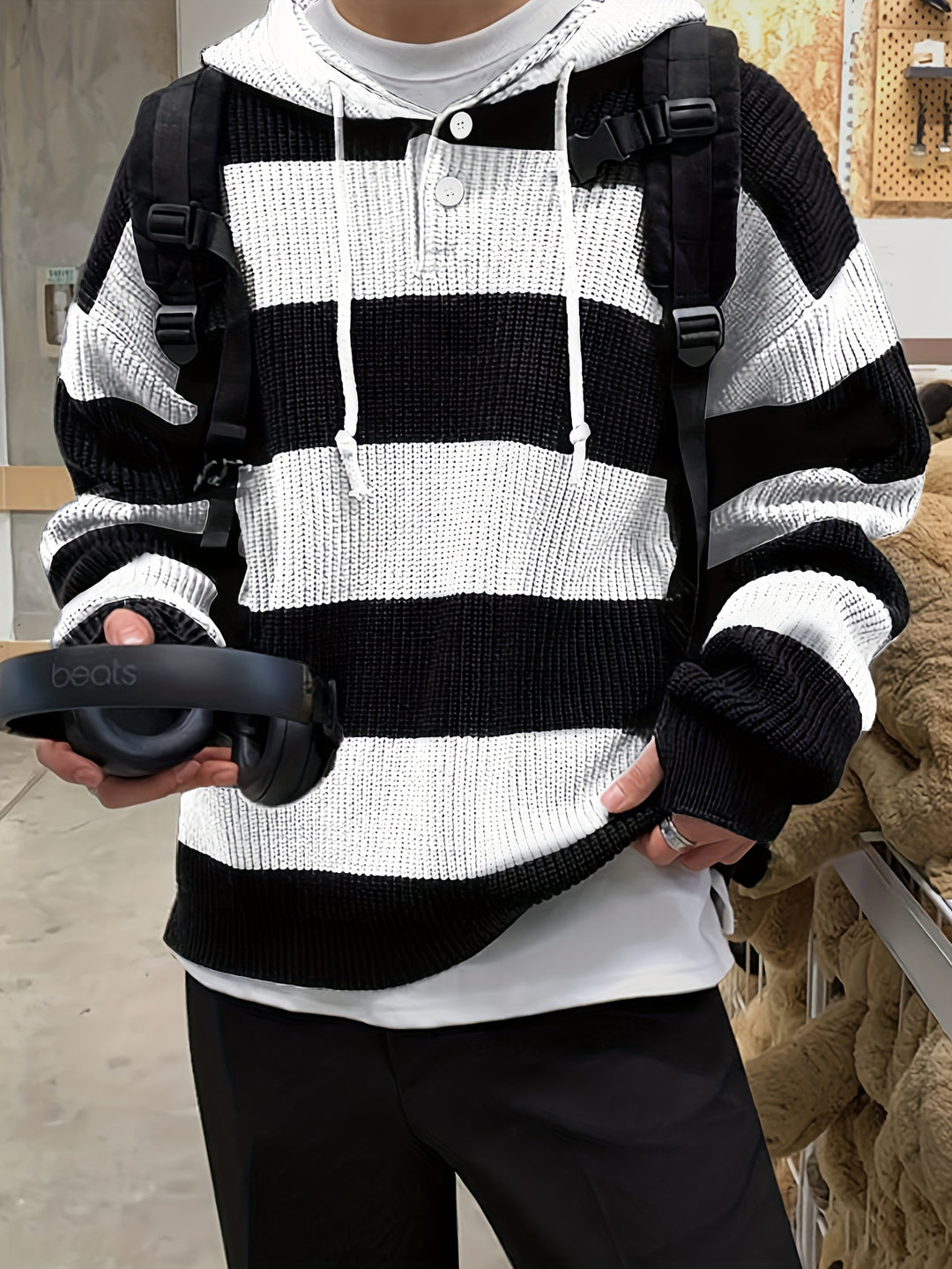 Tenzin - Oversized Striped Knitted Hoodie