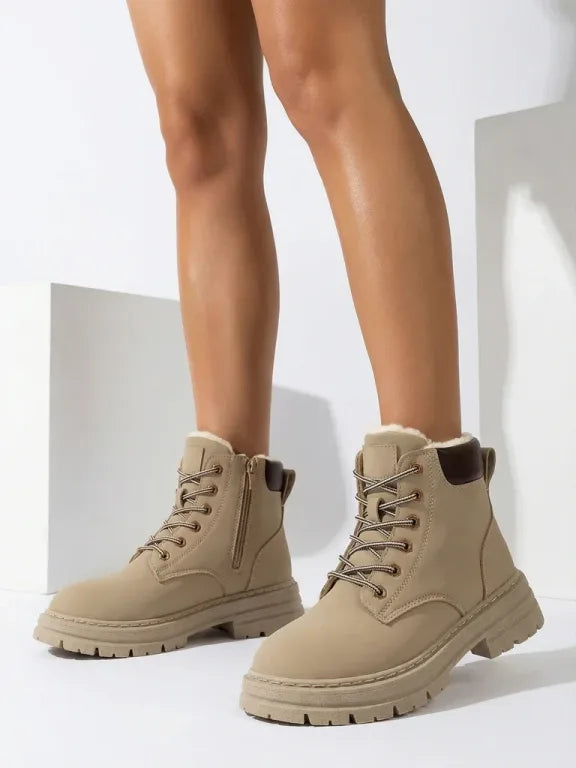 Frejolene - Ankle Boots with Laces and Chunky Soles