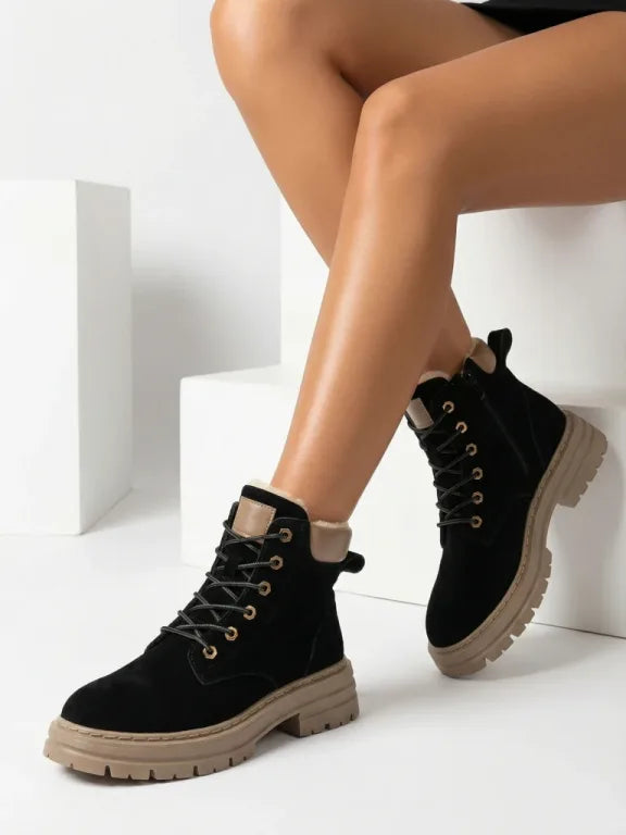 Frejolene - Ankle Boots with Laces and Chunky Soles