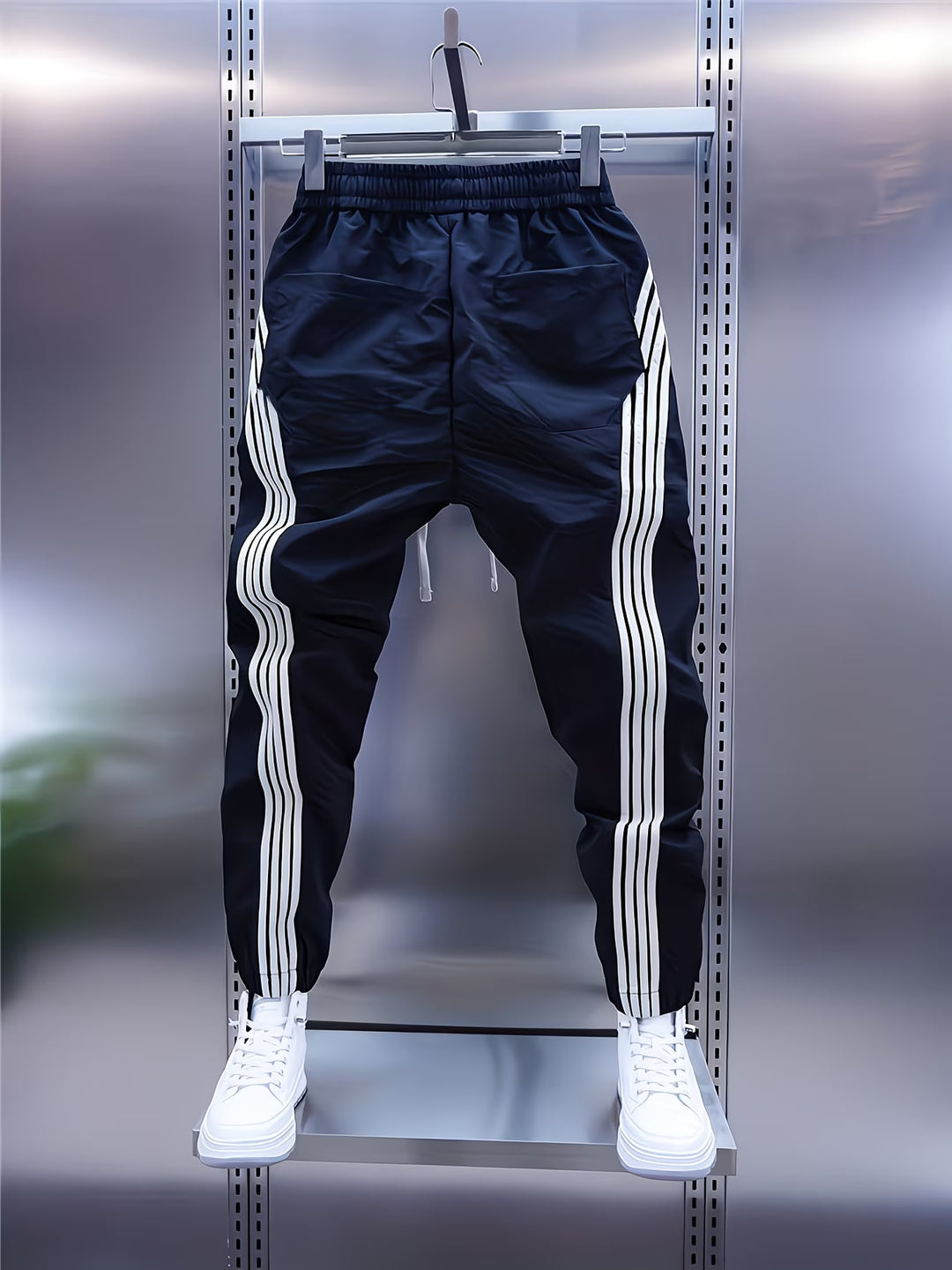 Itzik - Casual Pant With Back Pockets