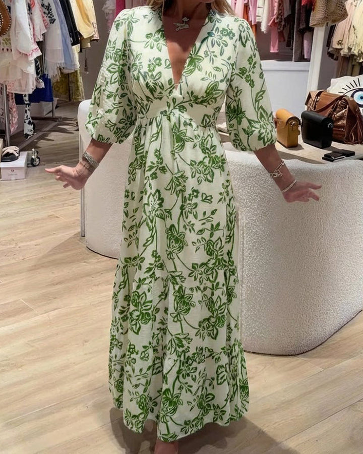 Lyssia - Elegant Long Dress With Floral Pattern