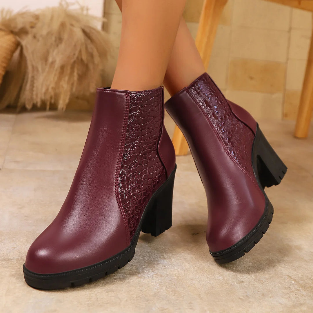 Yardenit - Chunky Heel Genuine Leather Boot