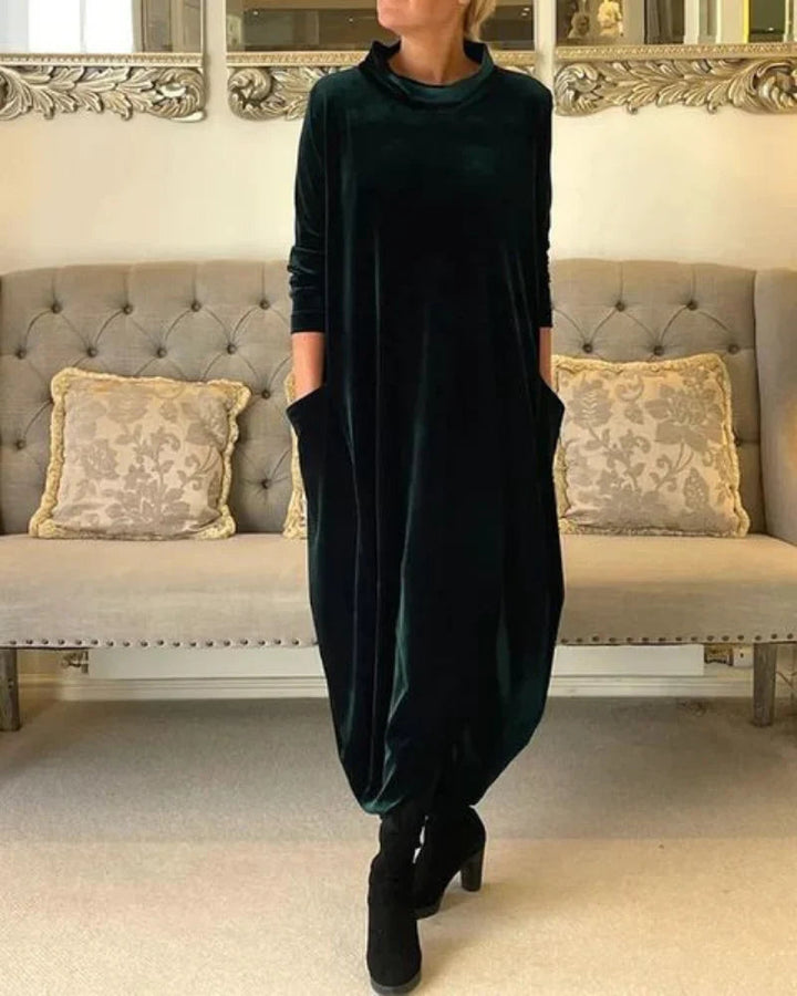 Layeena - Elegant Velvet Maxi Dress With Pockets
