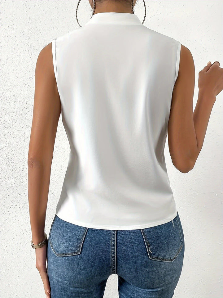 Cebulska - Elegant Sleeveless Surplice Blouse