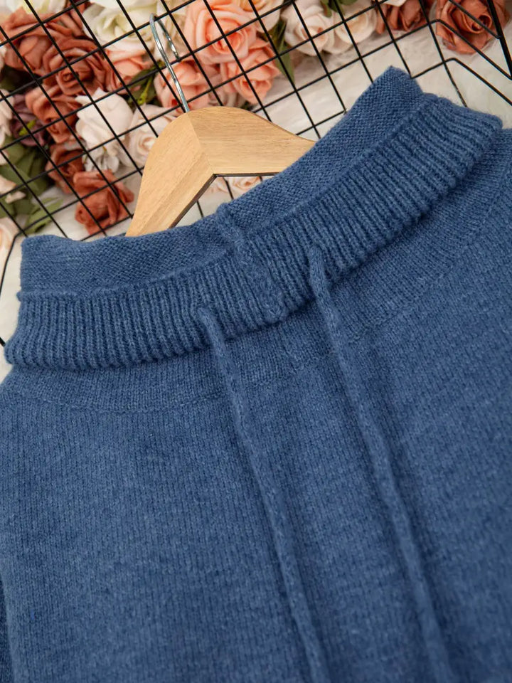 Natala - Knitted Sweater With Kangaroo Pocket
