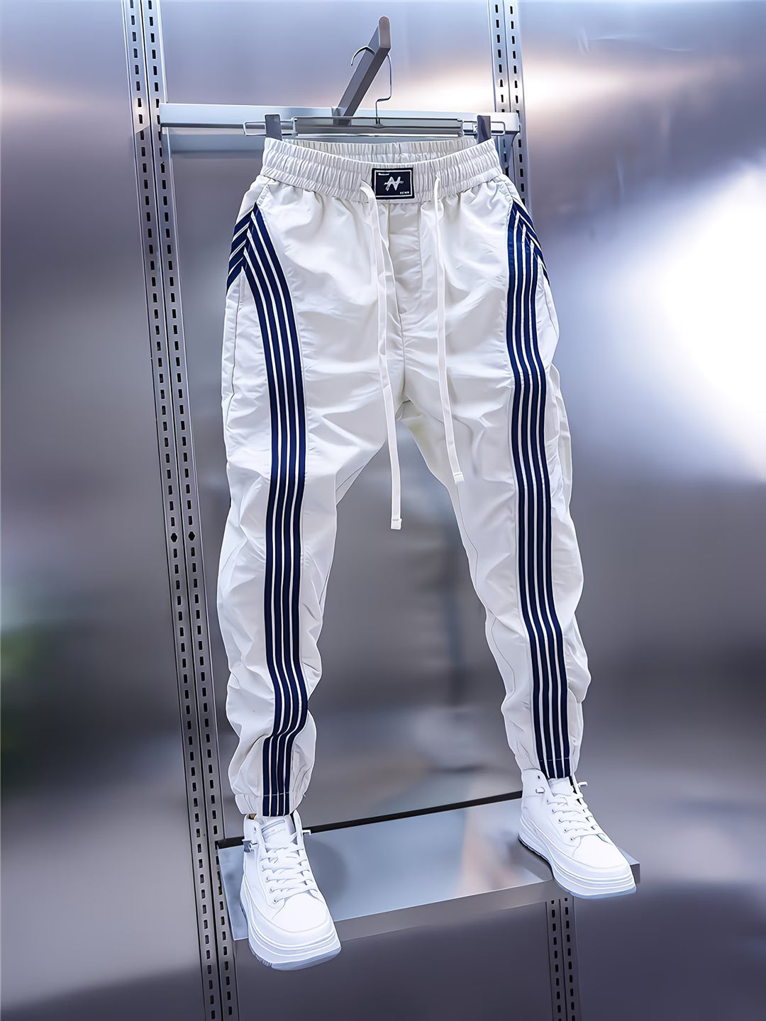 Itzik - Casual Pant With Back Pockets