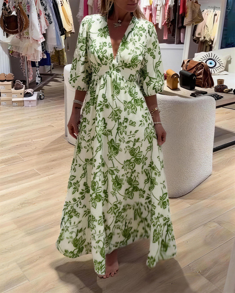 Lyssia - Elegant Long Dress With Floral Pattern