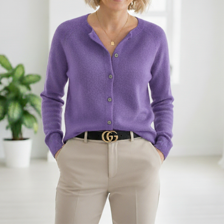 Katarzyna - Comfortable Button-down Cashmere Sweater