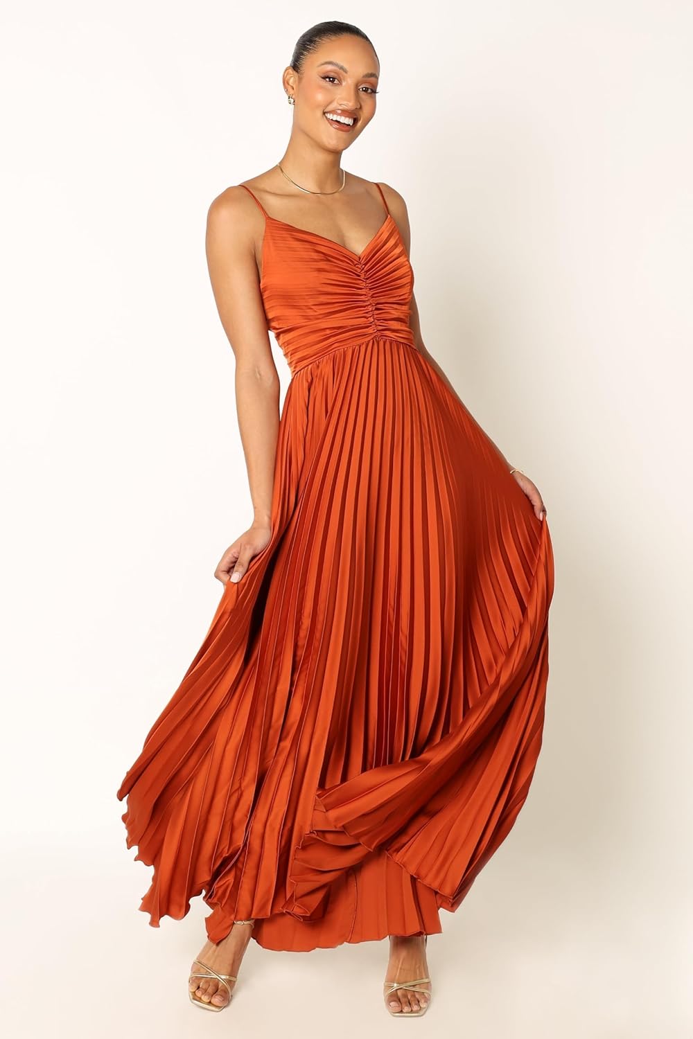 Masano - Elegant Pleated Dress