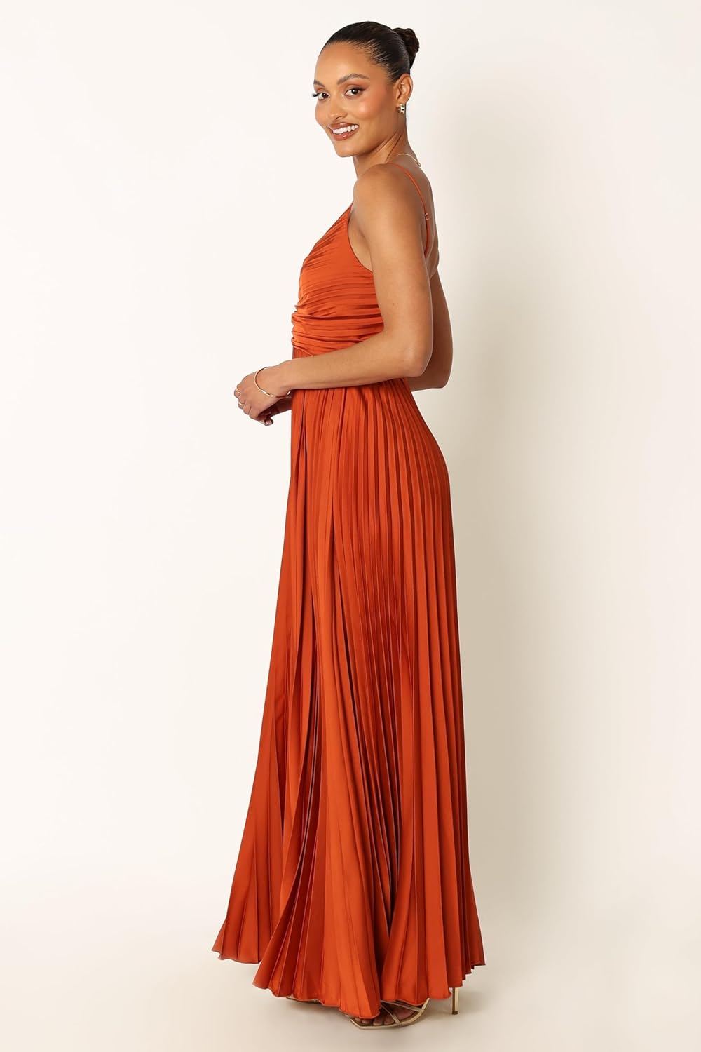 Masano - Elegant Pleated Dress