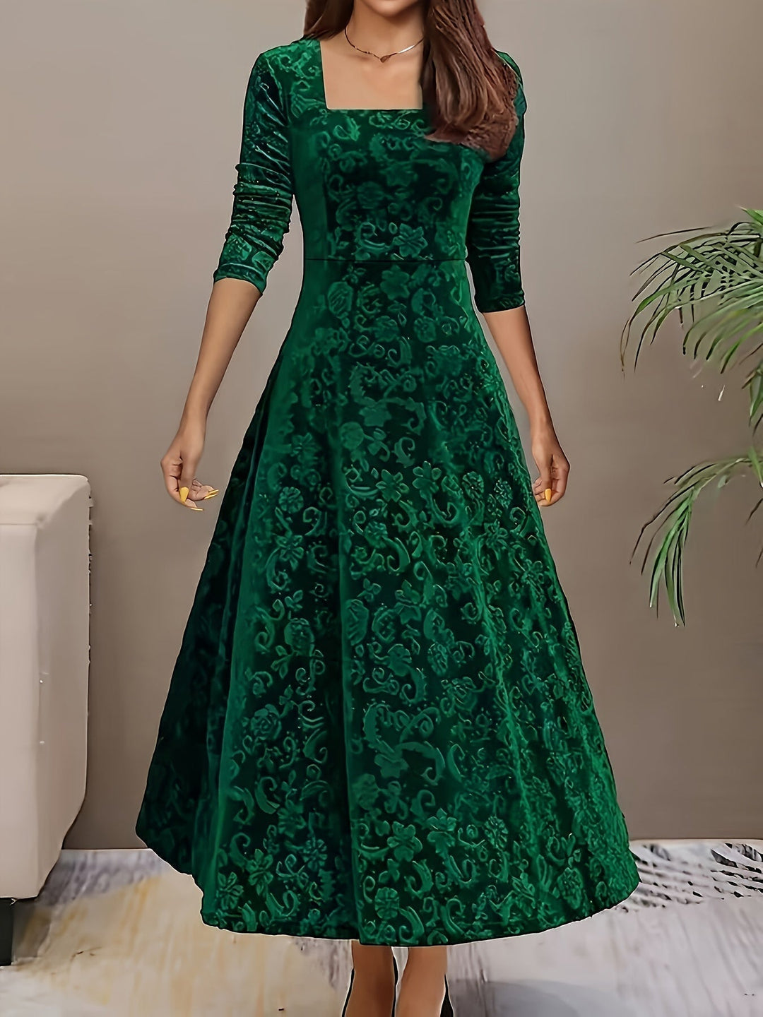Otsuru - Elegant Velvet Long Sleeve Dress