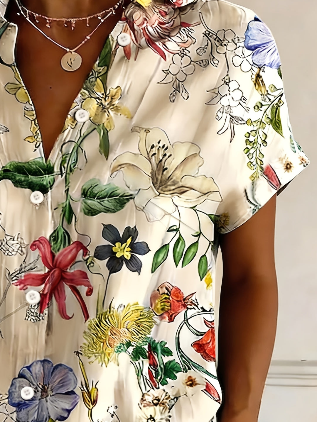 Nabilah - Casual Short Sleeve Top With Floral Print