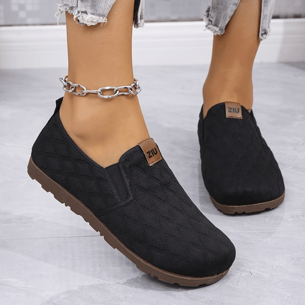 Miraicia - Slip-On Shoes With Diamond Stitching