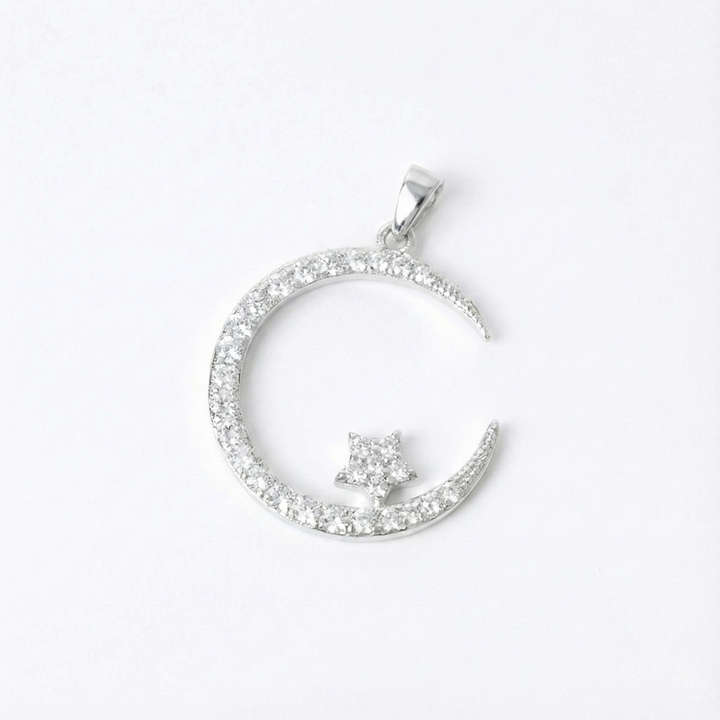 Yalessa - Elegant Necklace with a Moon Motif