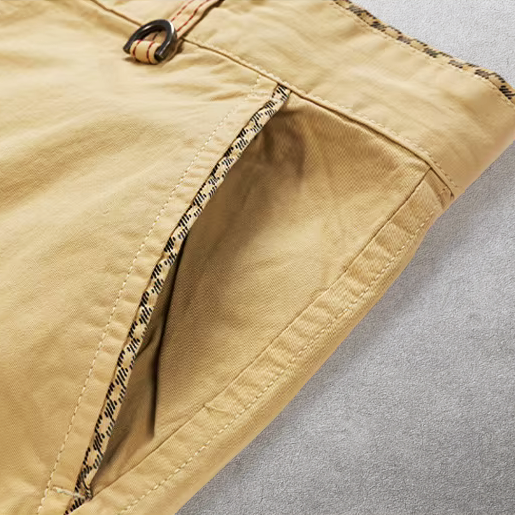 Heinen - Casual Shorts with Adjustable Web Belt