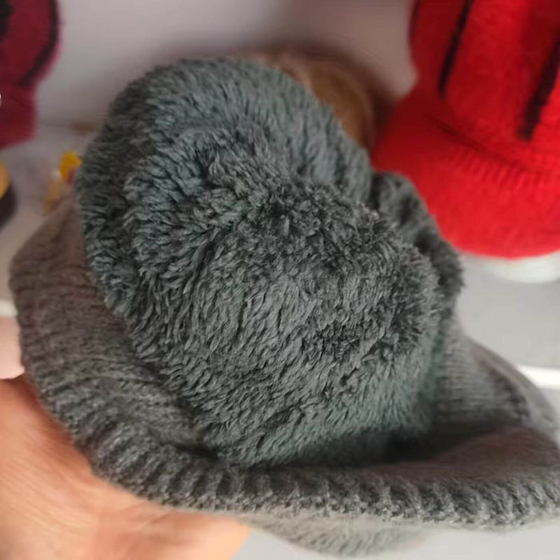 CozyWarm - Unisex winter hat with earflaps