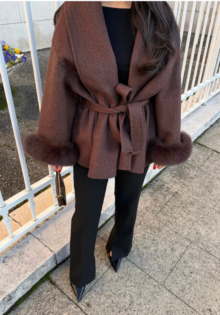 Bryony - Elegant Wool Coat With Faux Fur