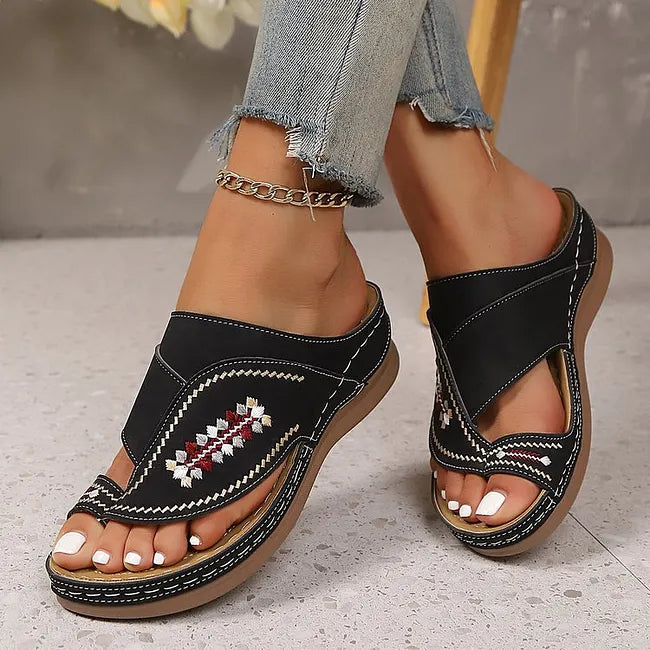 Jacky - Embroidered Toe Loop Wedge Sandals