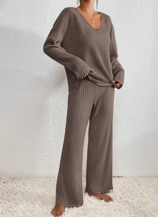 Edina – V-Neck And Knit Pattern Two-Piece Set