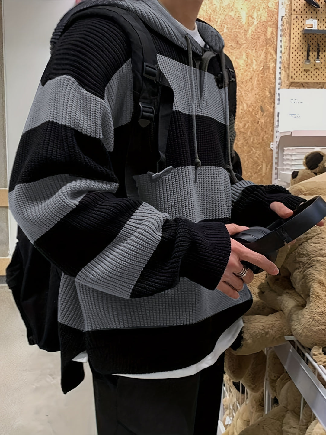 Tenzin - Oversized Striped Knitted Hoodie
