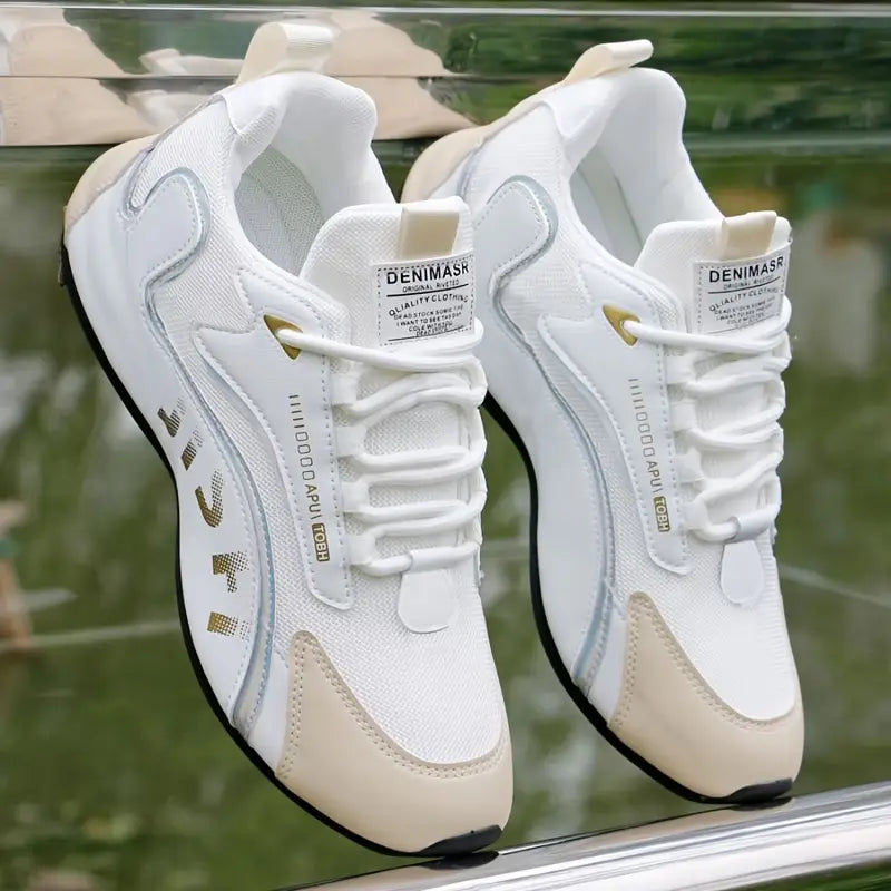 Horace - Comfortable Lace-Up Sneaker