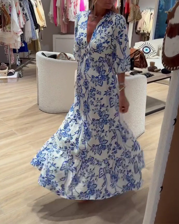 Lyssia - Elegant Long Dress With Floral Pattern