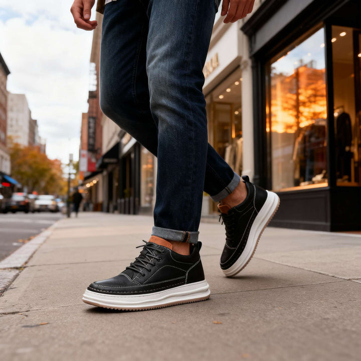 Harold - Leather Lace-Up Sneaker