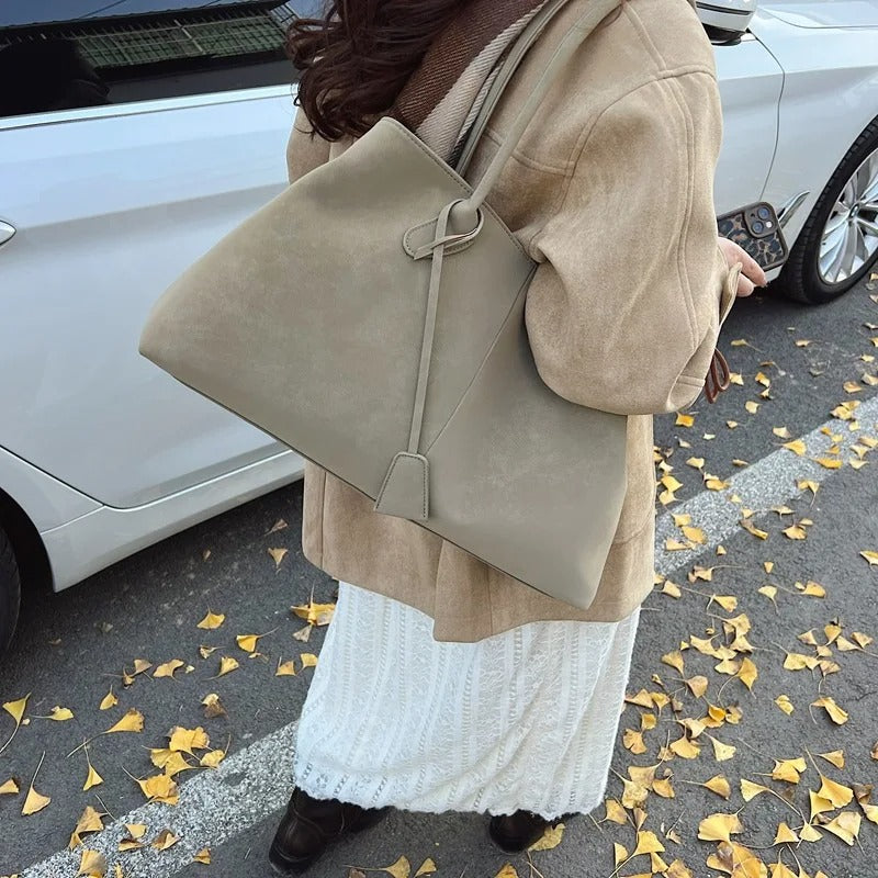 Umaiza - Fashionable Faux Suede Shoulder Bag