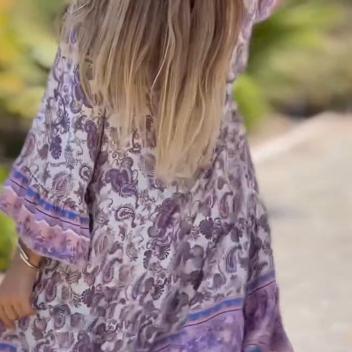 Suelen - Stylish V-neck Floral Dress
