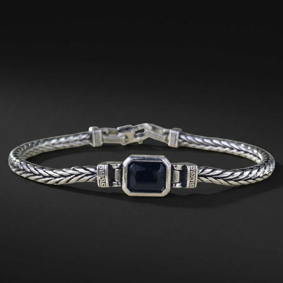DarkCharm - Onyx Gemstone Bracelet